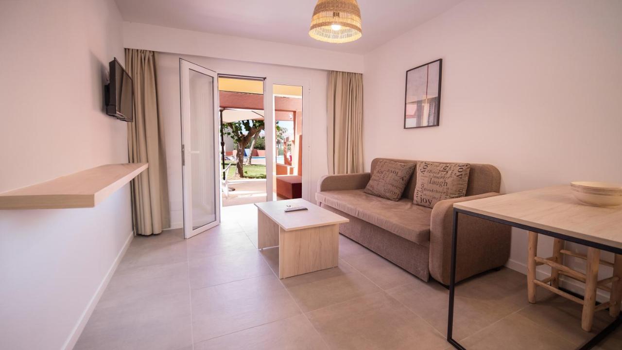 Sant Joan Apartaments - Adults Only Cala'N Blanes  ภายนอก รูปภาพ