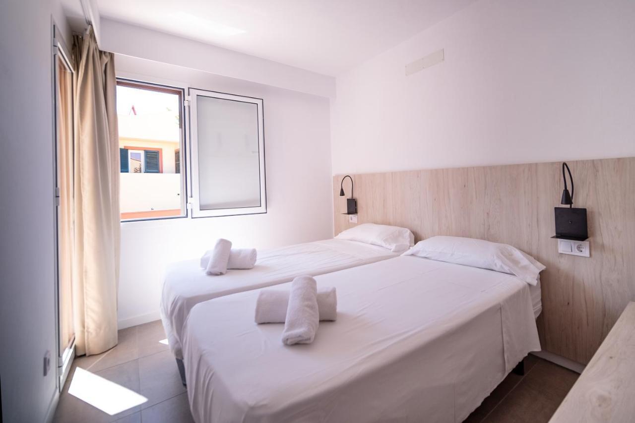 Sant Joan Apartaments - Adults Only Cala'N Blanes  ภายนอก รูปภาพ